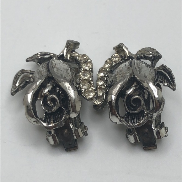 VTG Elegant Single Rosebud  Earrings Clip-on Silver tone with rhinestones - Picture 2 of 6
